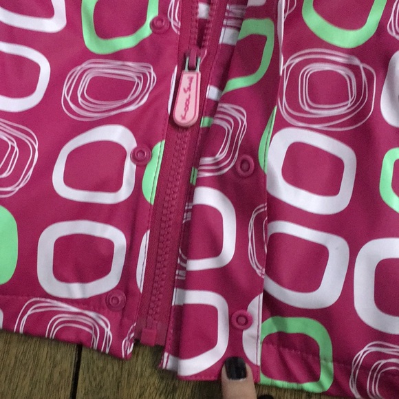 EUC Girls size 2 raincoat, rain jacket, windbreaker - Picture 7 of 9
